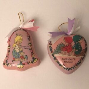 2 Precious Moments Christmas Ornaments Peace on Earth The Wonder of Christmas